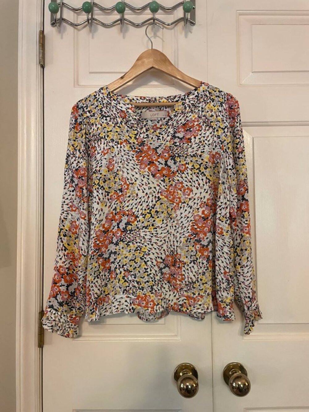 LOFT fall Floral Ruffle Cuff Blouse | Vibrant Boho Cottagecore small petite